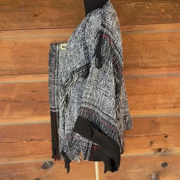 Judi Gaston Hand Woven Contemporary Fibers Fabric Art Skirt & Blazer Set - Picture 8 of 16